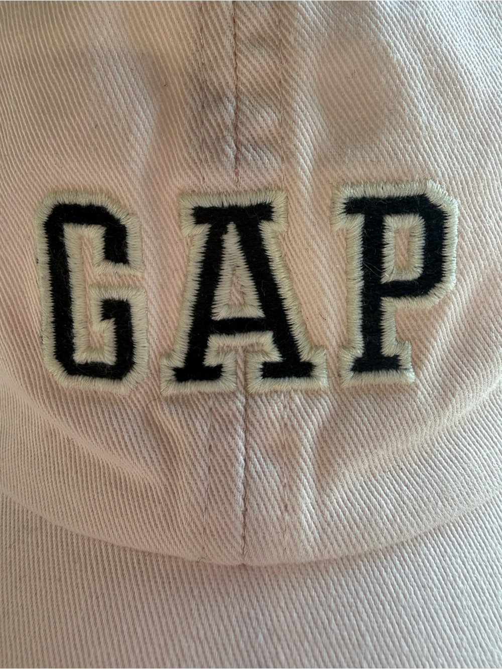 GAP Women’s Y2K Pale Pink Embroidered Logo Baseball Cap - Picture 2 of 4